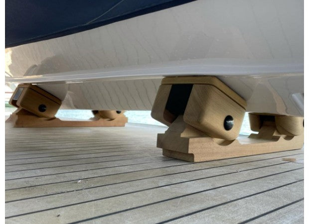 UNIVERSAL CHOCKS W/FITTINGS