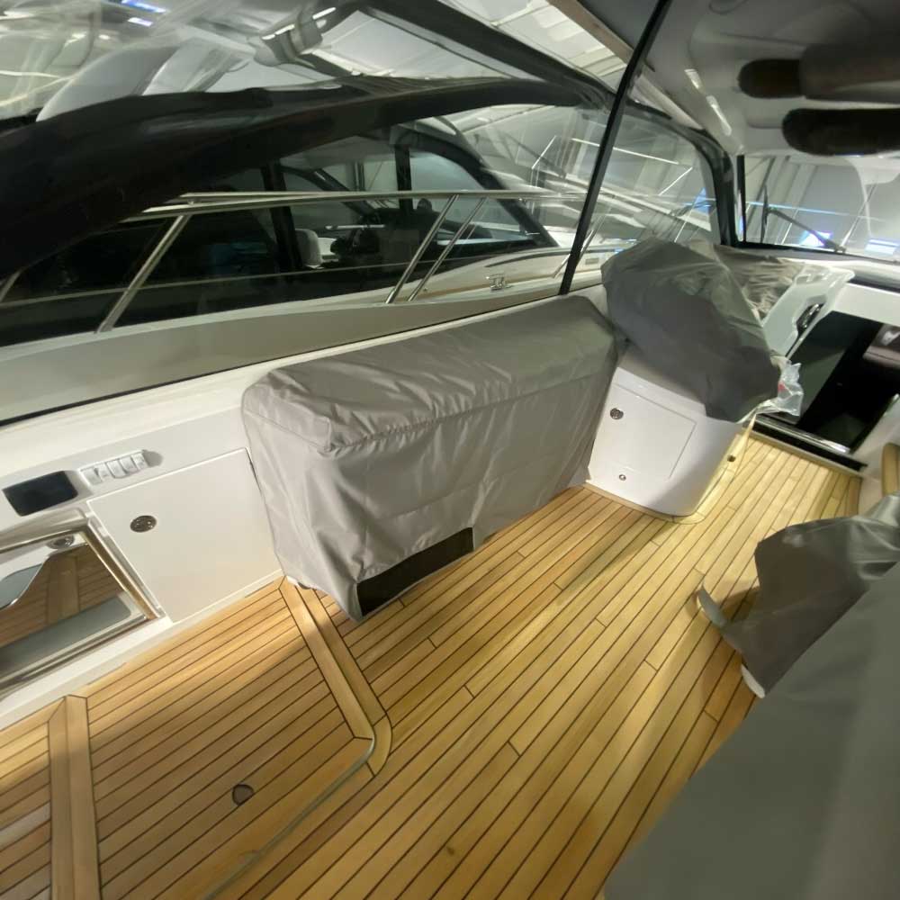 V50 OPEN 1X (2020-CURRENT) WETBAR COVER